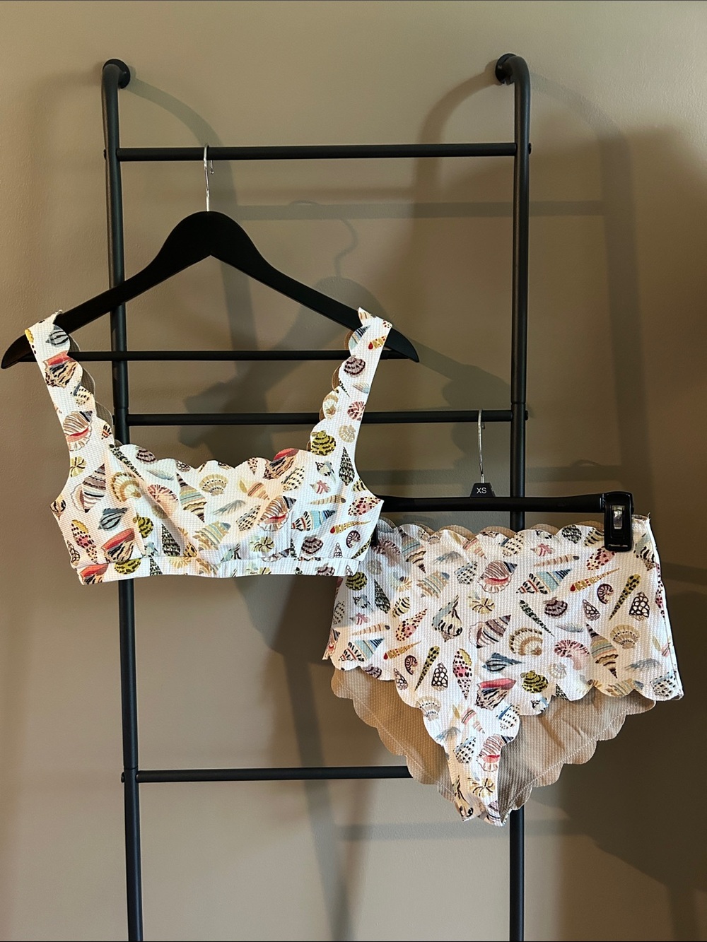 MARYSIA Santa Monica White Scalloped Bikini Set with Seashell Print